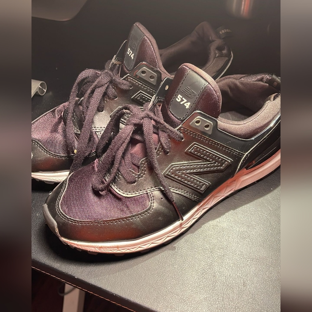 NB sneakers